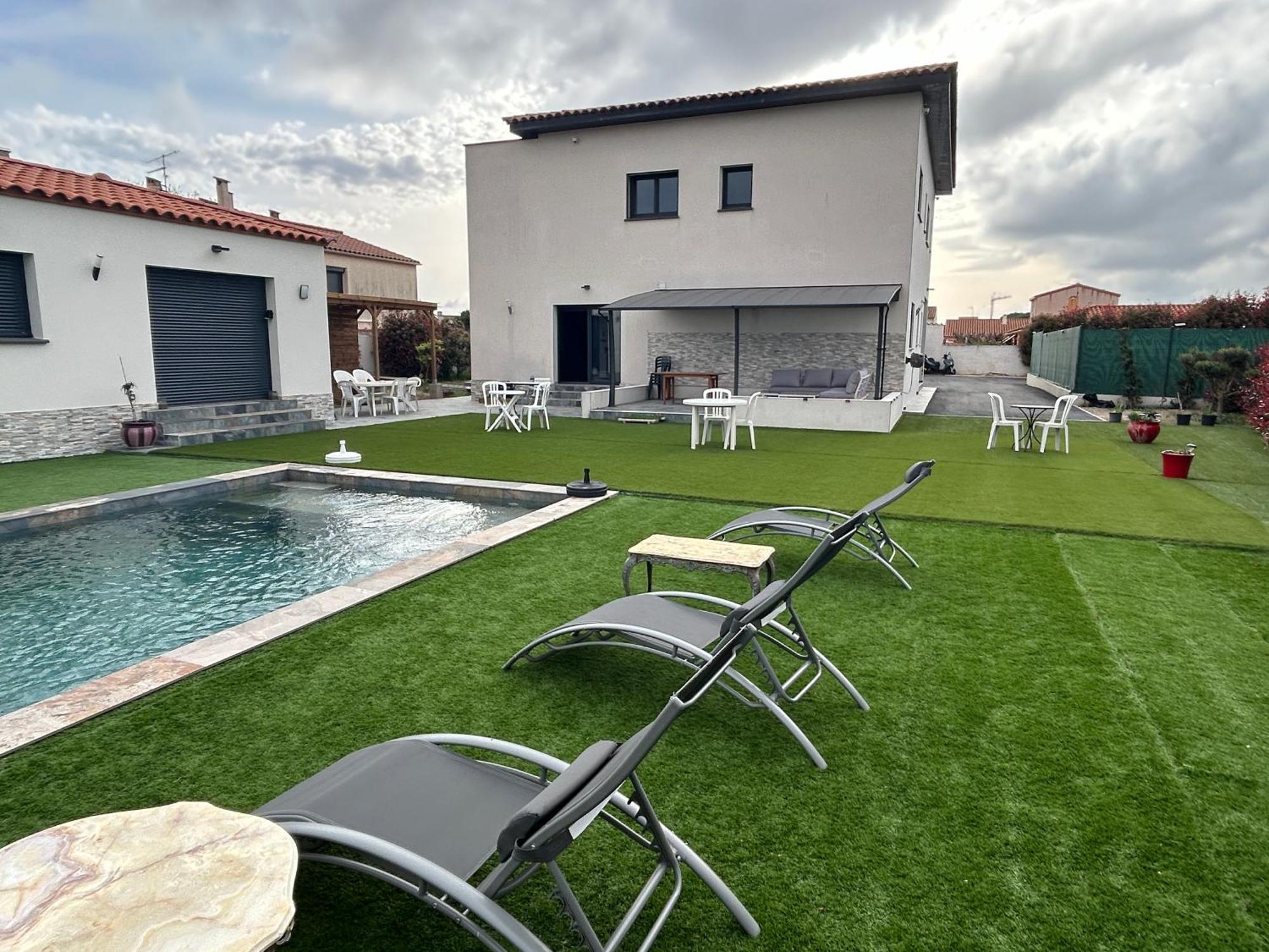 Grande Villa Avec Piscine Bompas  Zewnętrze zdjęcie