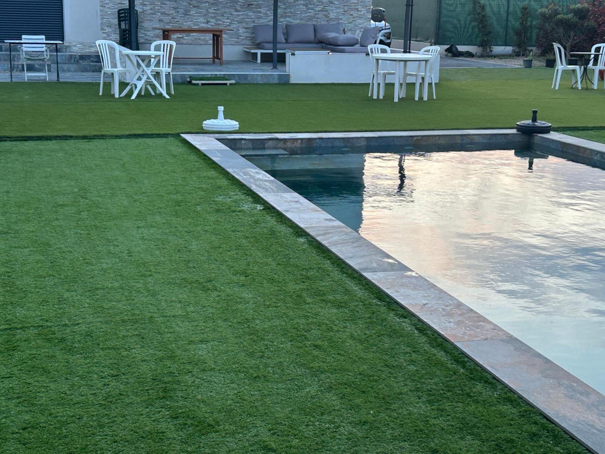 Grande Villa Avec Piscine Bompas  Zewnętrze zdjęcie
